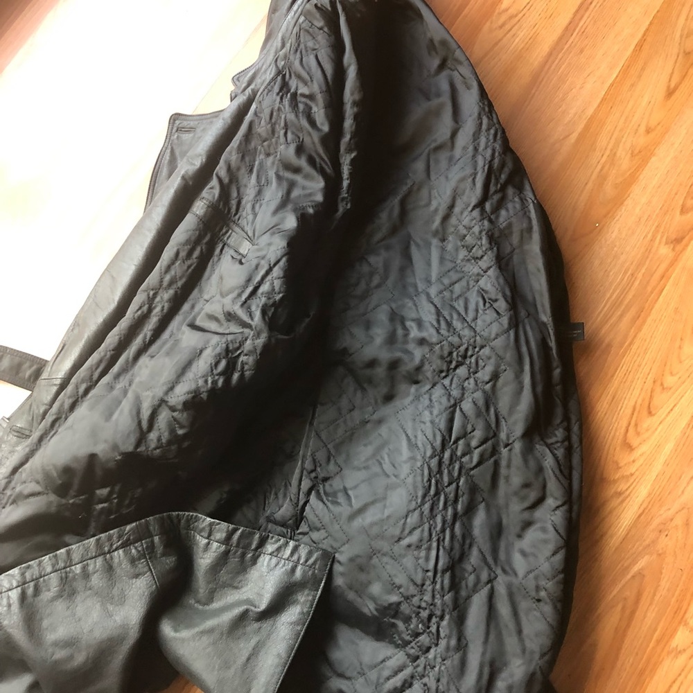 Leather jacket - Picture 3 of 3
